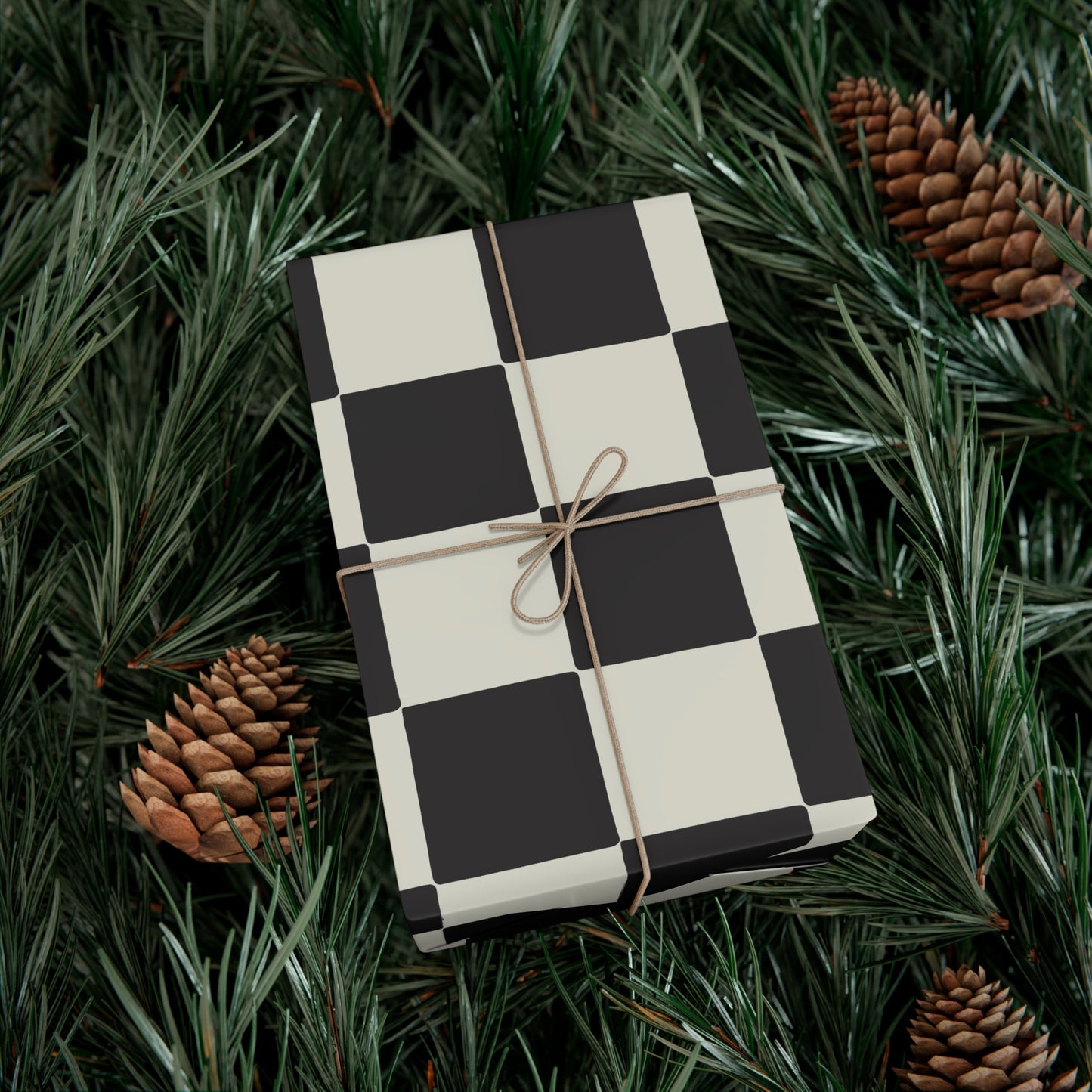 Black and White Checkered Print Gift Wrap